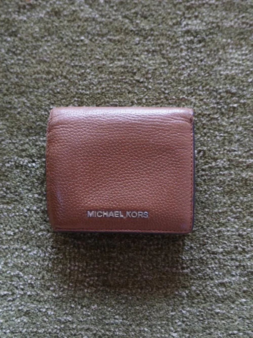 Michael Kors Genuine Leather Camel Wallet 🤎